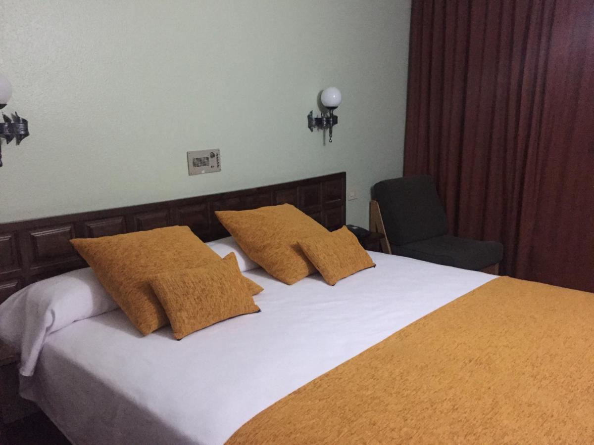 Hotel Folch Sant Julià de Lòria Zewnętrze zdjęcie