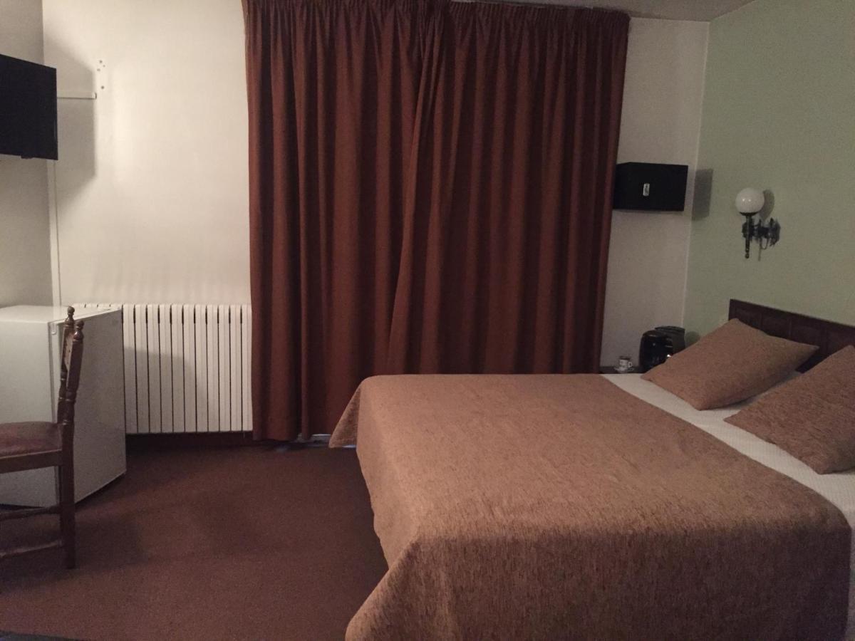Hotel Folch Sant Julià de Lòria Zewnętrze zdjęcie