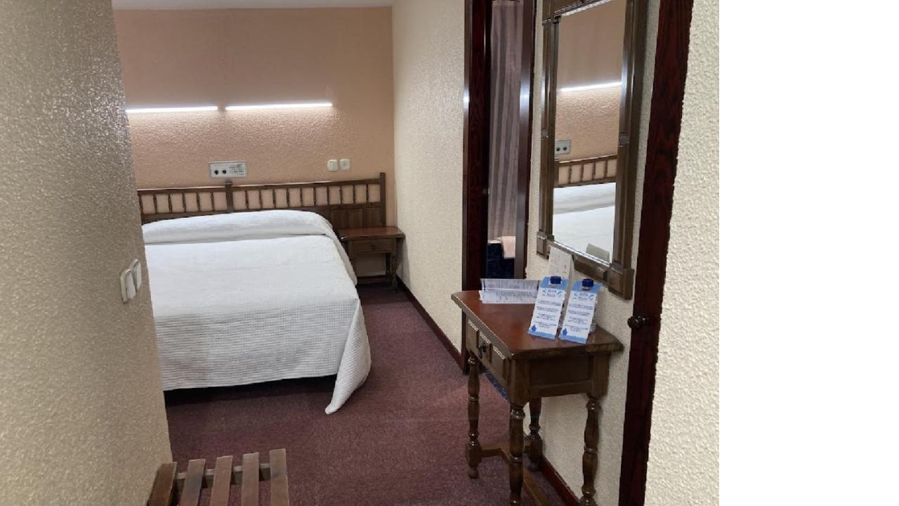 Hotel Folch Sant Julià de Lòria Zewnętrze zdjęcie
