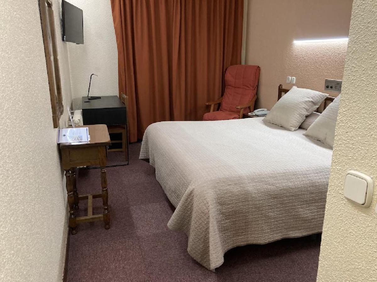 Hotel Folch Sant Julià de Lòria Zewnętrze zdjęcie