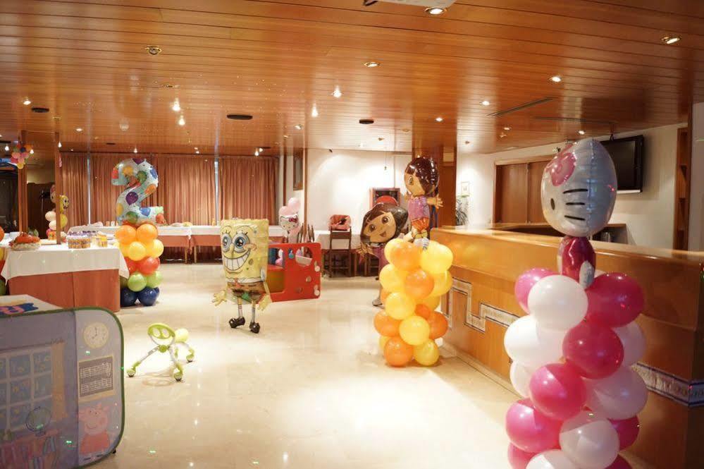 Hotel Folch Sant Julià de Lòria Zewnętrze zdjęcie