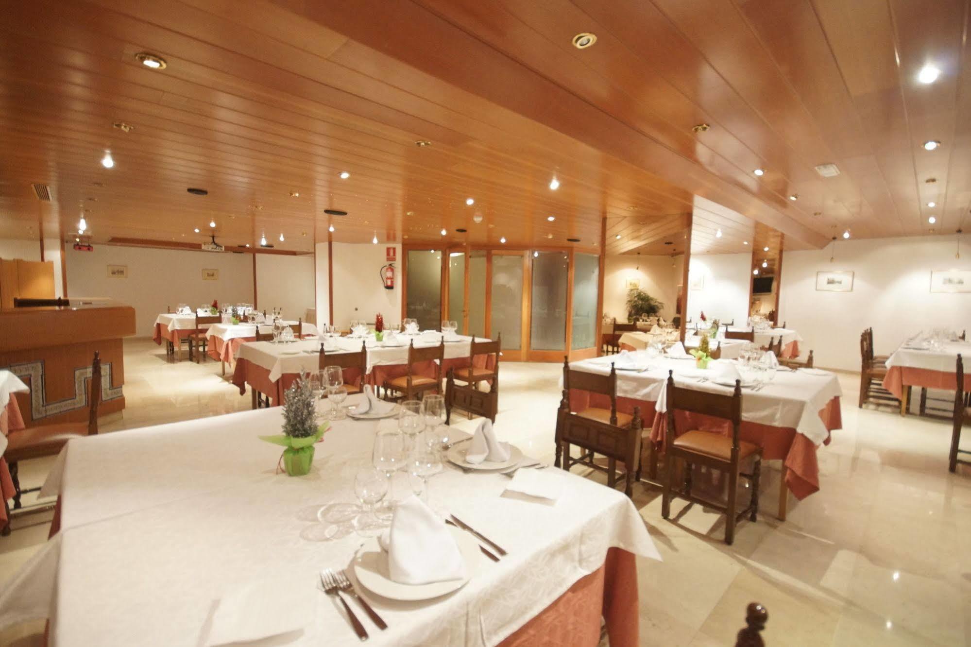 Hotel Folch Sant Julià de Lòria Zewnętrze zdjęcie
