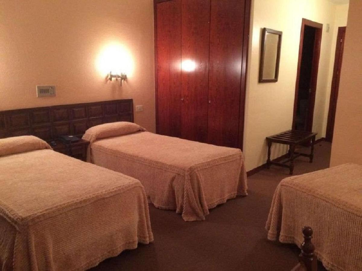 Hotel Folch Sant Julià de Lòria Zewnętrze zdjęcie