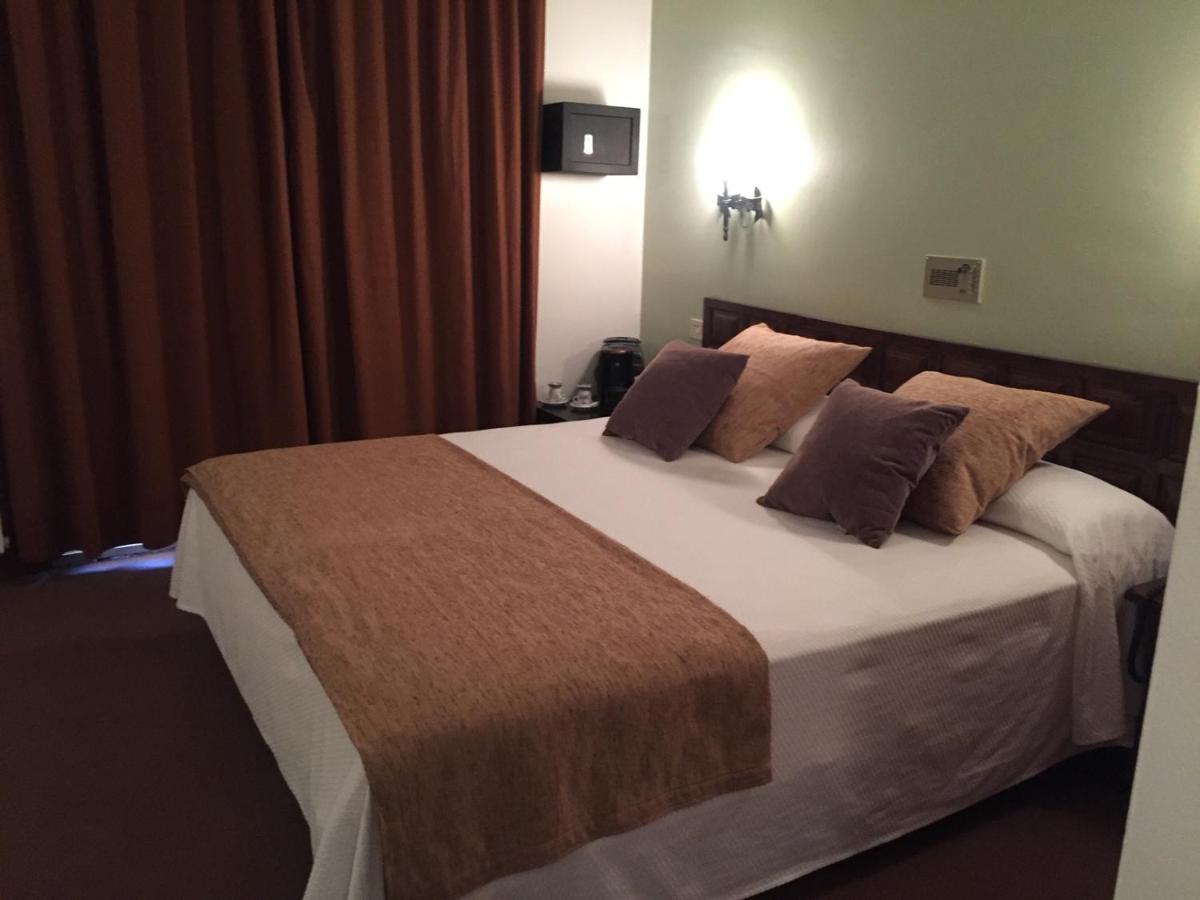 Hotel Folch Sant Julià de Lòria Zewnętrze zdjęcie